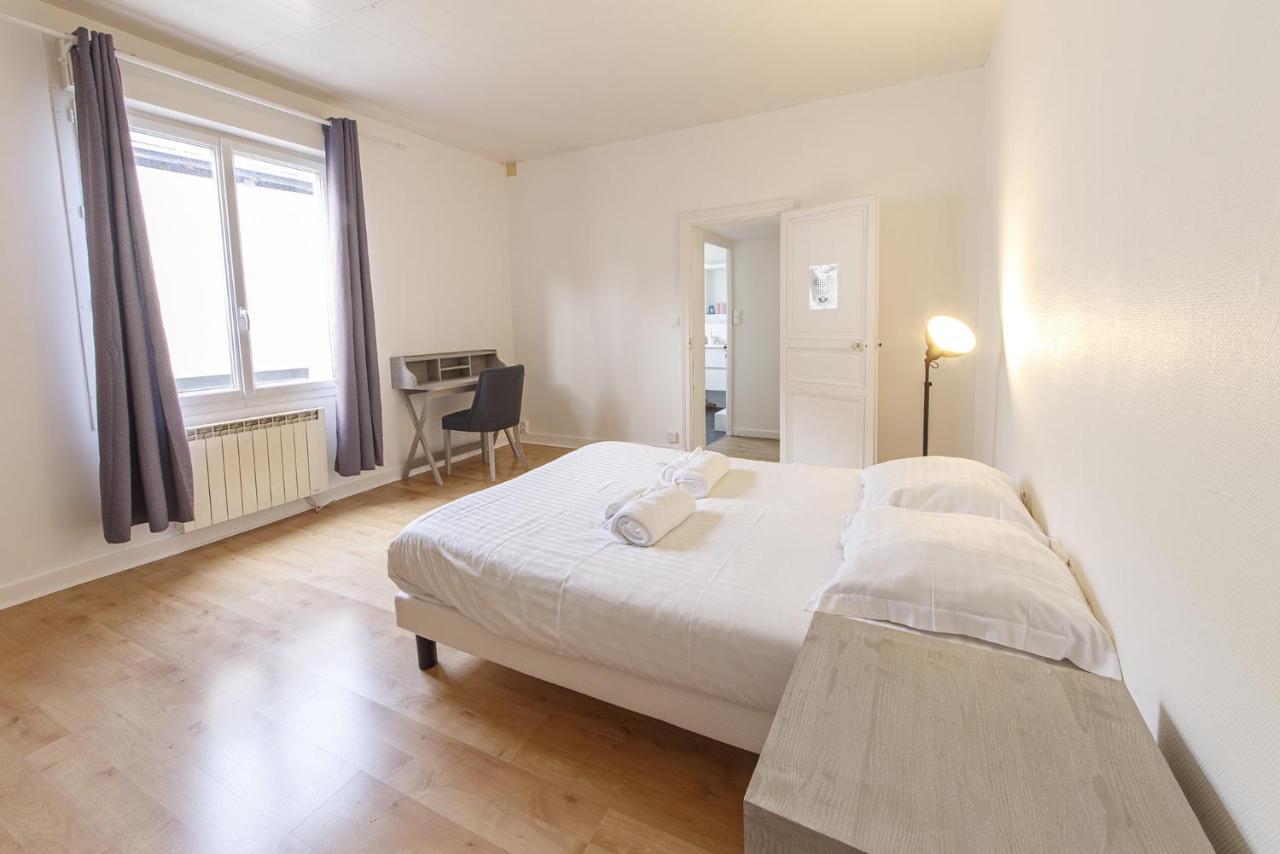 Grand appartement hyper centre ville d'angers Extérieur photo