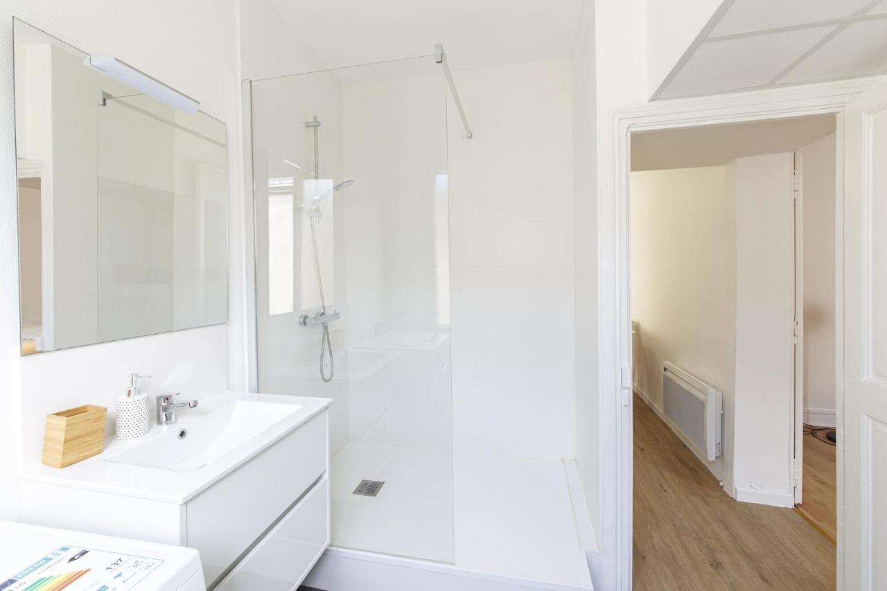 Grand appartement hyper centre ville d'angers Extérieur photo