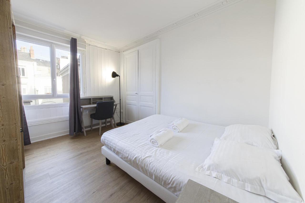 Grand appartement hyper centre ville d'angers Extérieur photo